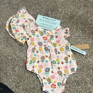 Baby Girls Adorable Pink Onesie w/ Matching Hat!